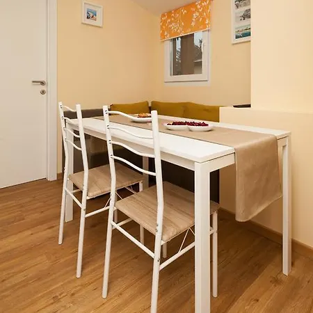 Zaton Dalmata Eco Mobile Homes Park za odmor