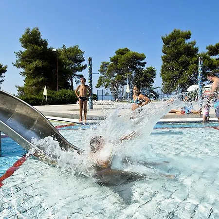 Zaton Dalmata Eco Mobile Homes Park za odmor