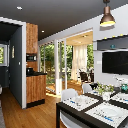 Prázdninový areál Zaton Dalmata Eco Mobile Homes 4*